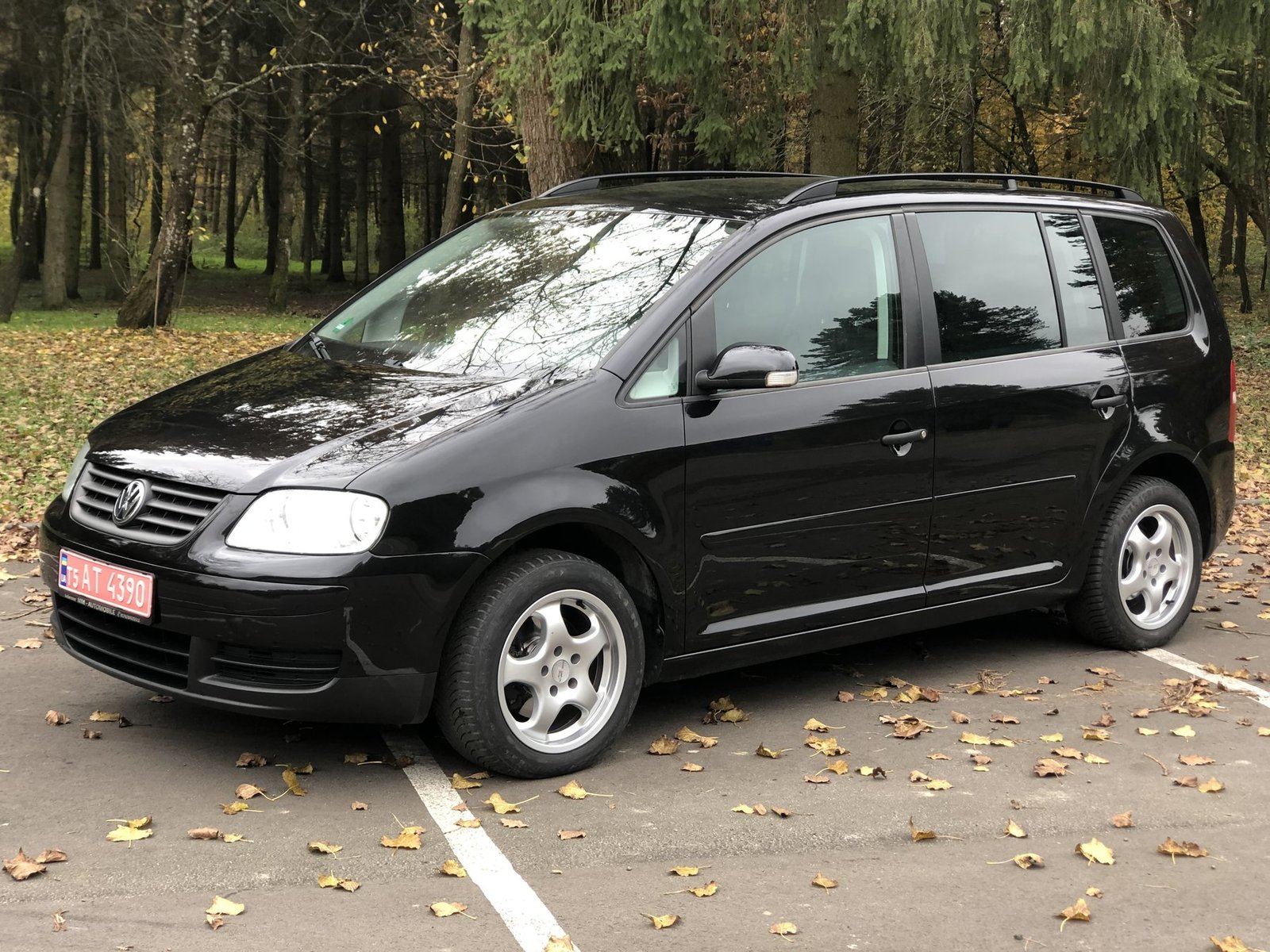 Volkswagen Touran 1.6 MPI 7 мест , 2006 г. - 6 999 $, Автосалон Gut Auto,  г. Житомир